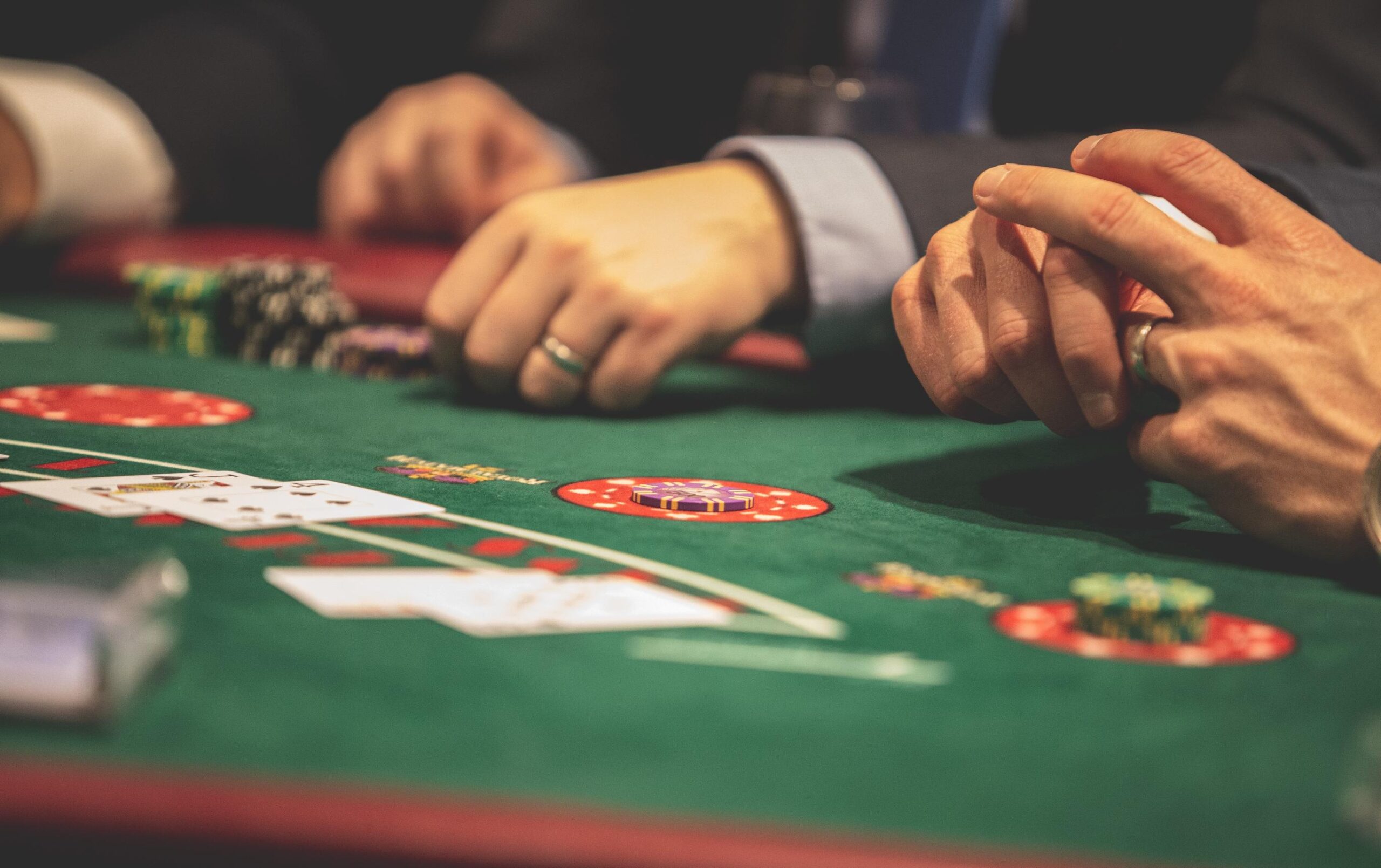 A Complete Guide to Exploring Different Experiences When You Try Playing PG Slots