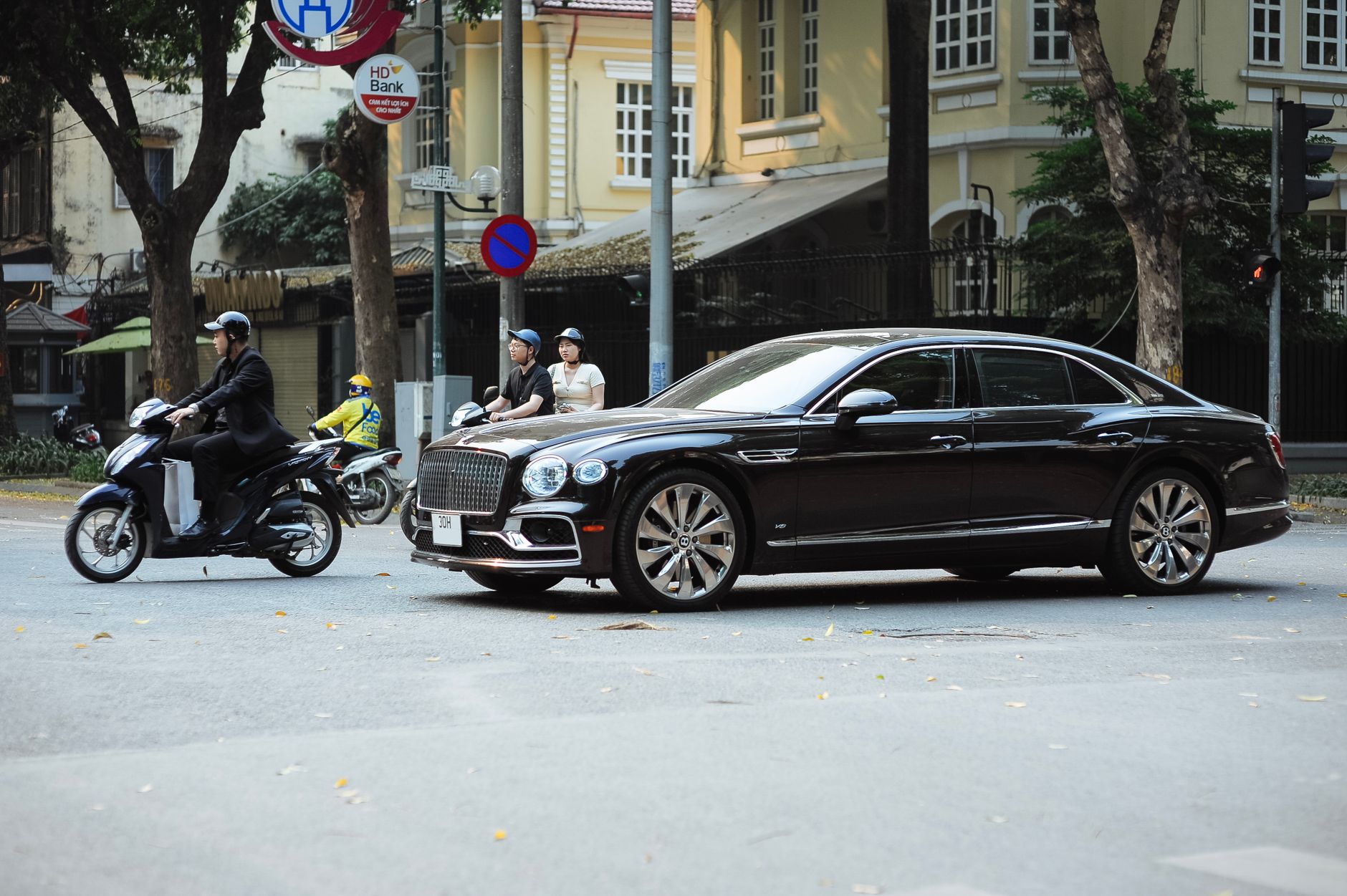 All-Electric Bentley Model: The Best Proven Features