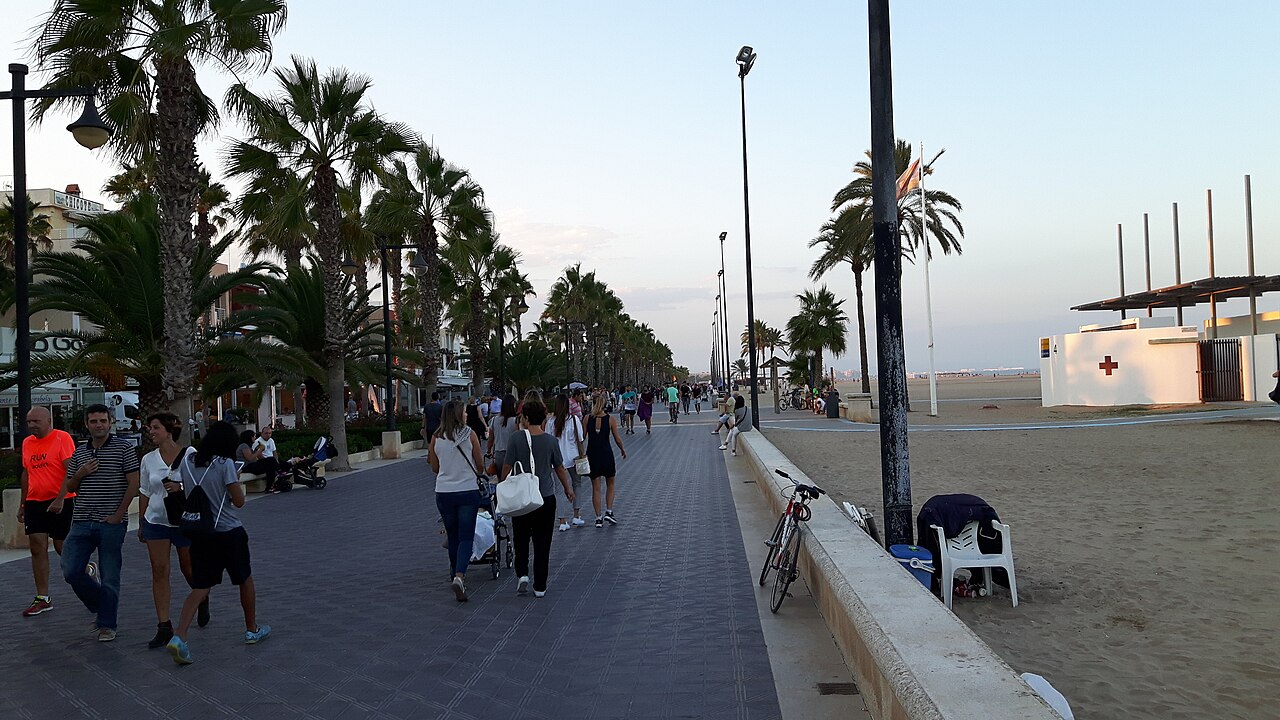 Electric HGV charging station: Best proven infrastructure in Valencia