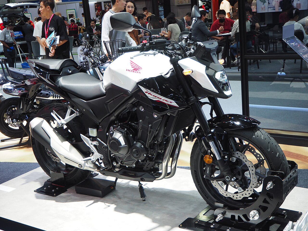 Honda CB500 Price: The Best Deal at ₹3.16L