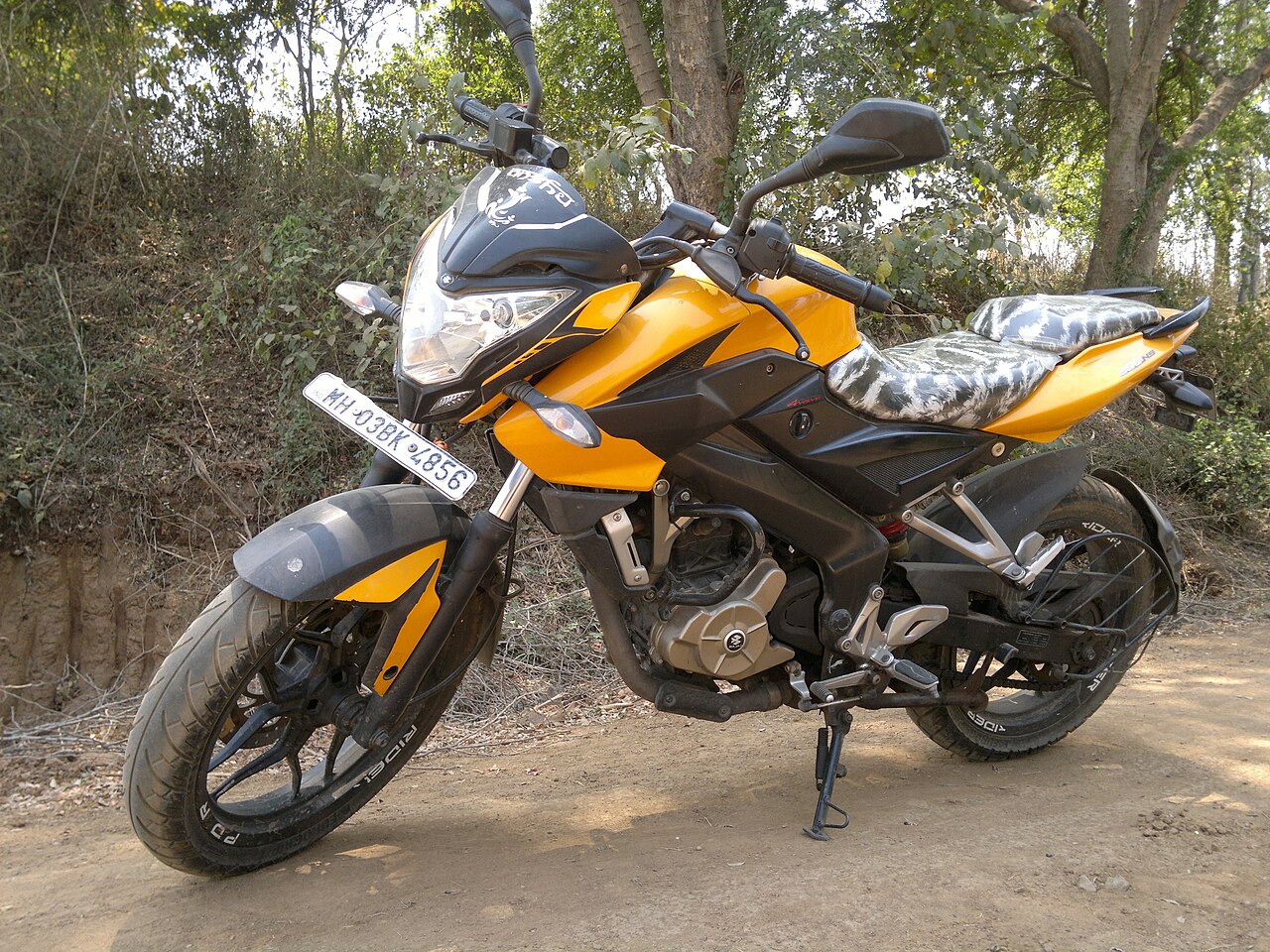 Bajaj Pulsar NS200 Bookings: Quick Details on New Nardo Grey