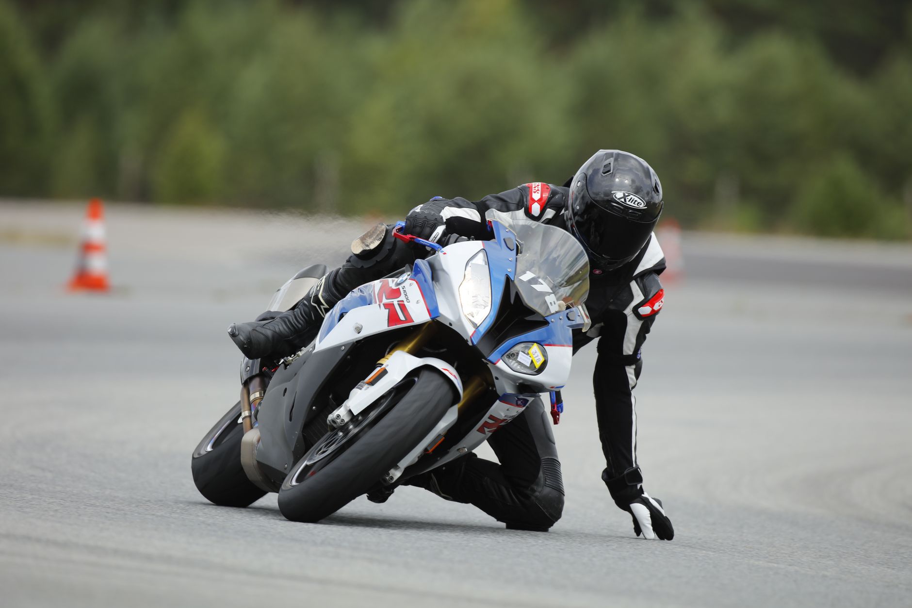 BMW F 450 RR: The Best Features and Design Unveiled